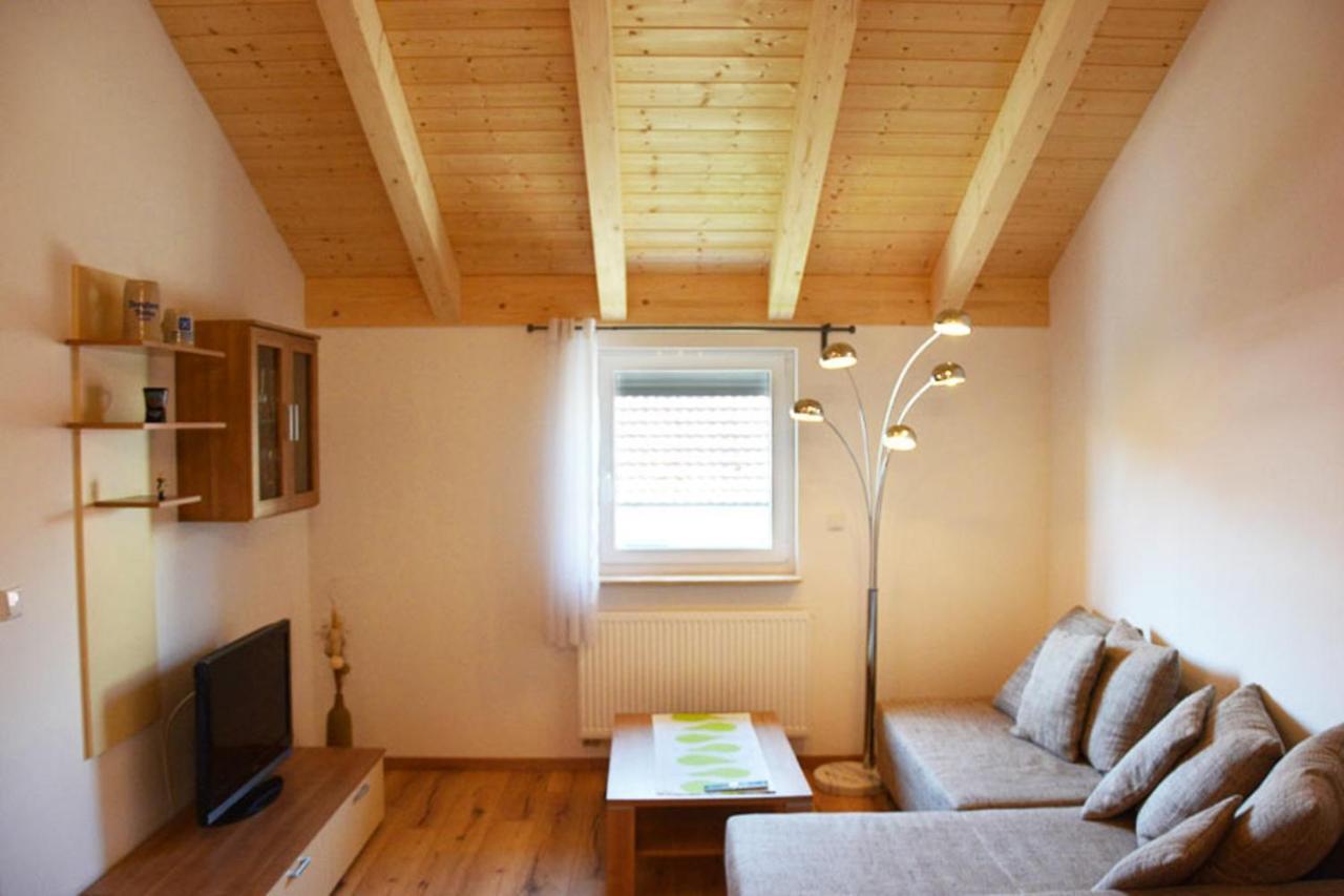 Appartment Vogel Ferienwohnungen Zirndorf Esterno foto